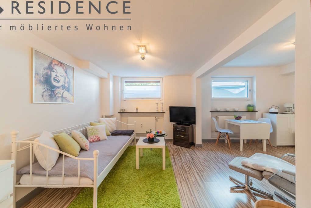 Frankfurt-Hausen: 1-Zi.  Wohnung, 27m², Hausener Obergasse, 890, Wohnen
