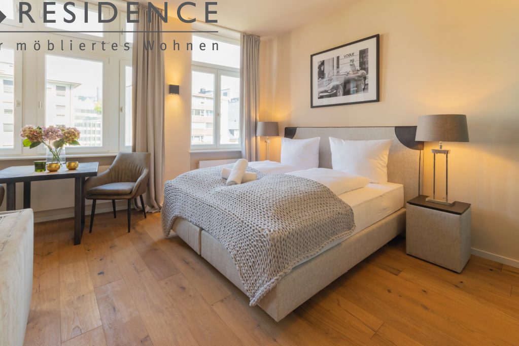 Frankfurt-Innenstadt: 1-Zi.  Wohnung, 47m², Große Bockenheimer Str., 2.260, Wohnen