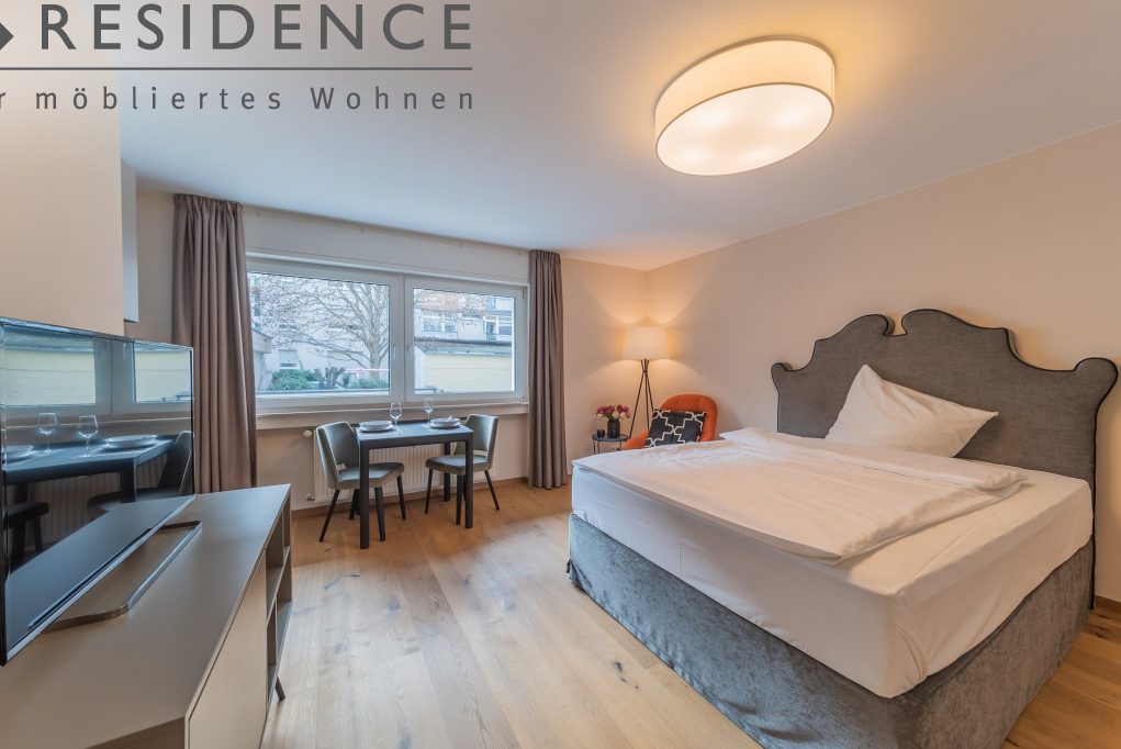 Frankfurt-Ostend: 1-Zi.  Wohnung, 30m², Ostendstr., 1.200, Wohnen